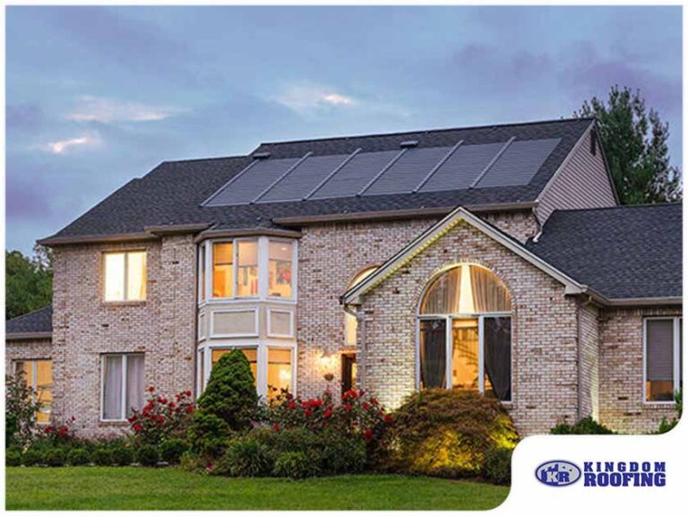 Read more about the article 4 Features to Expect in GAF Energy Solar Roofs