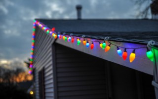 Read more about the article How to Safely Hang Holiday Lights from Your Roof